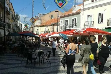 Between Lisbon And Διαμέρισμα *